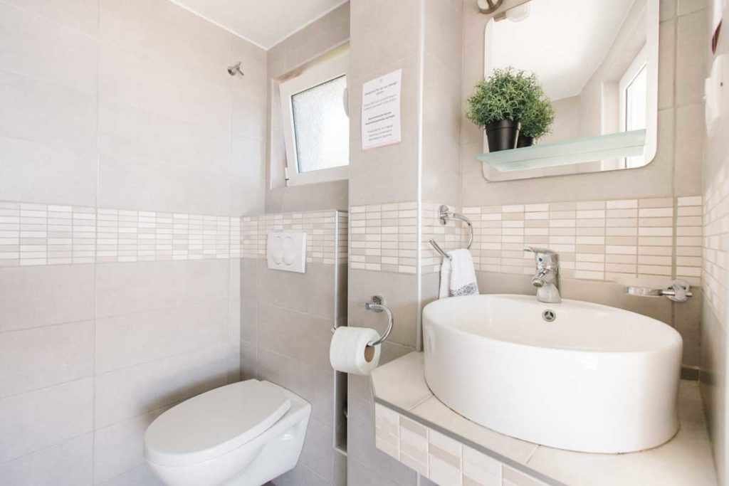 Apartment-bathroom-4-Villa-santa-vita