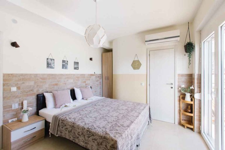 Room-6-mountain-ensuite-mahakala-center