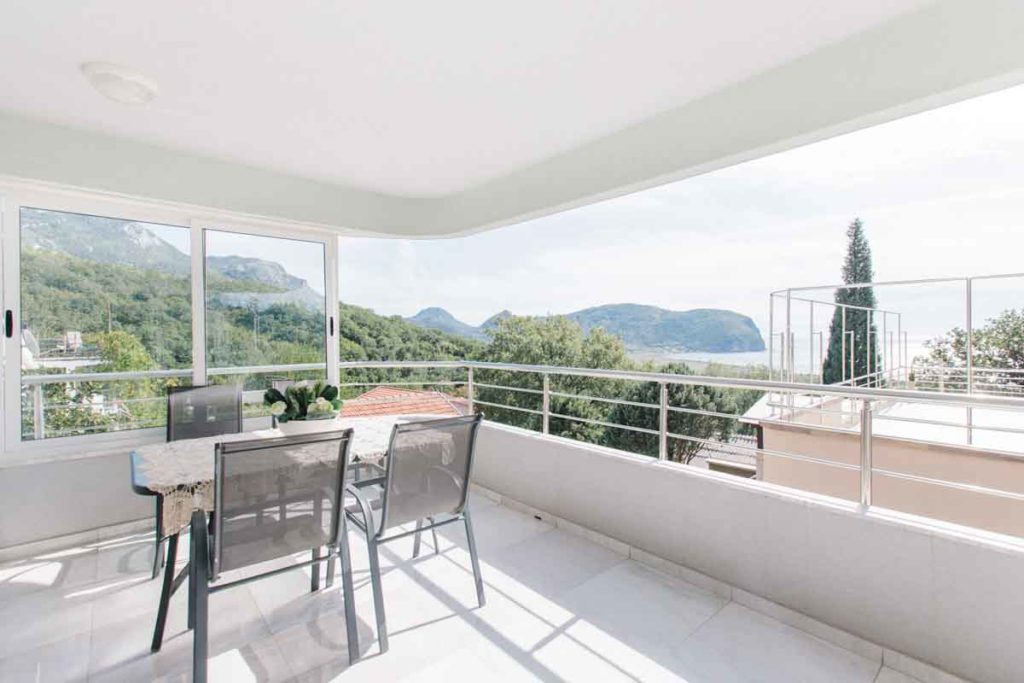 4.Apartment-2-view-Mahakala-center