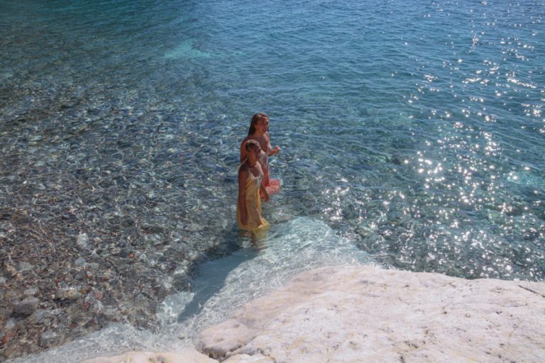 yoga-retreat-mahakala-center-woman